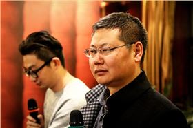 帅气的主持