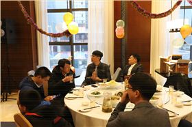 年会聚餐2