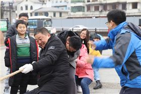 团建：拔河
